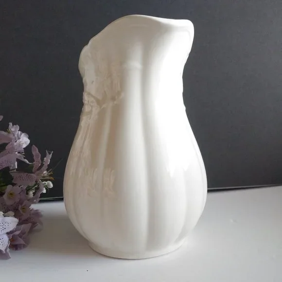 Weatherby Hanley England Wheat Pitcher Vase - Picture 6 of 14